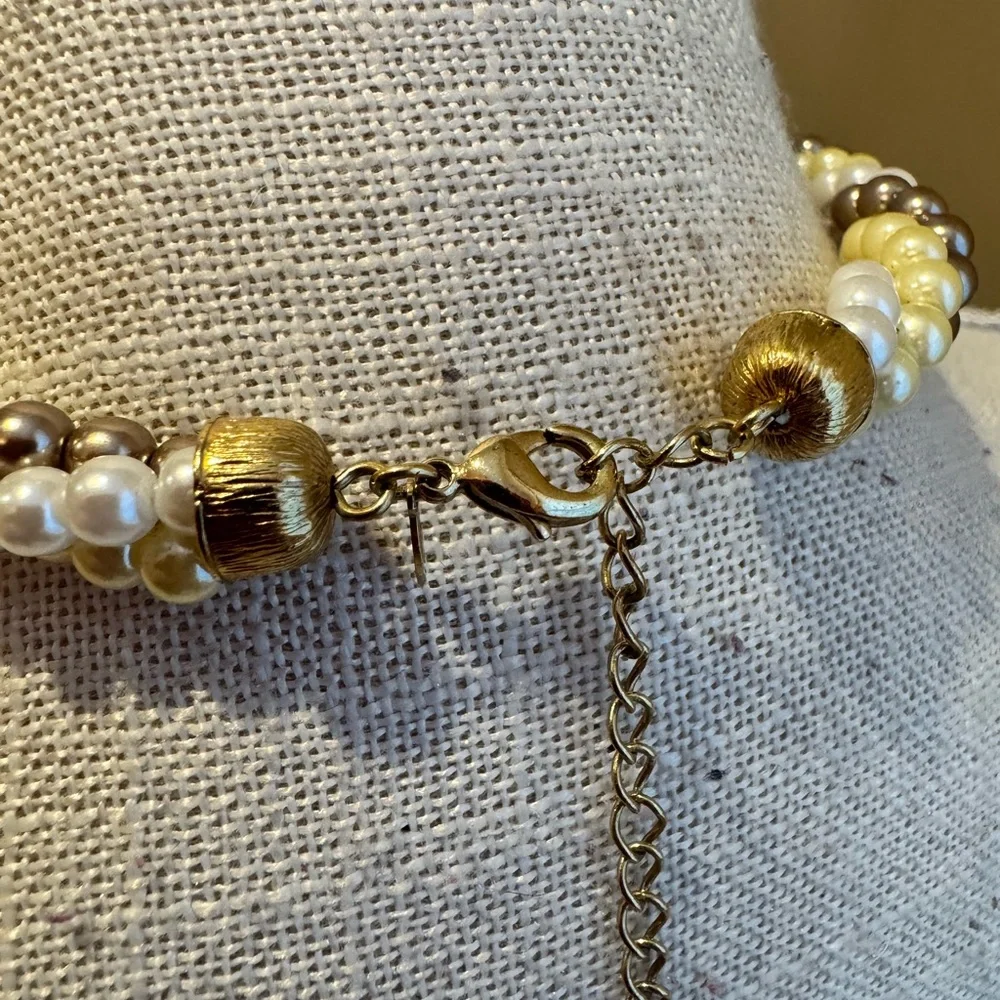 5 for $30 Vintage Twisted Pearl Adjustable Necklace